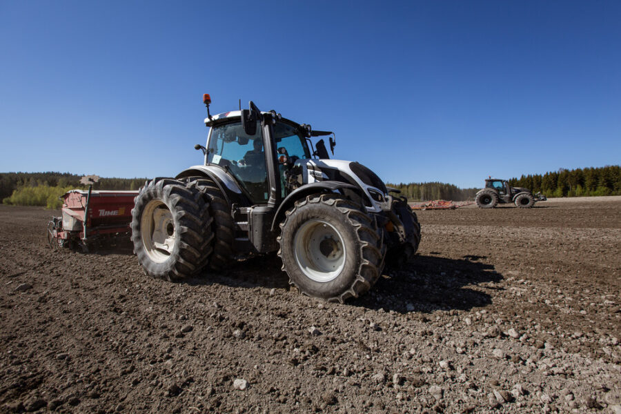 traktor-Valtra-serija-N-03 Valtra serija N