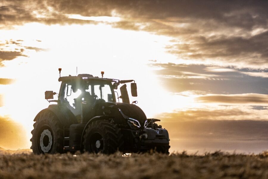 Valtra_Q5_Travail-du-sol_Tserdet_AGTRACKS-0803-1280x1280 Valtra serija Q